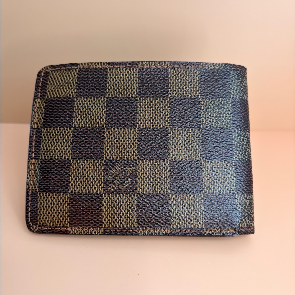 Louis Vuitton Damier Mens Wallet - Picture 5 of 5